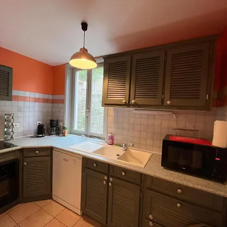 Maison Au Coeur De La Rue Pietonne